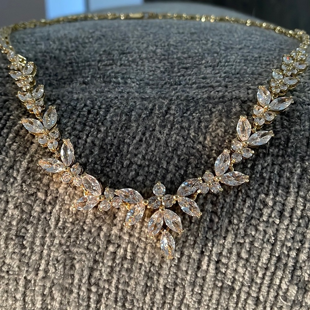 Wedding necklace